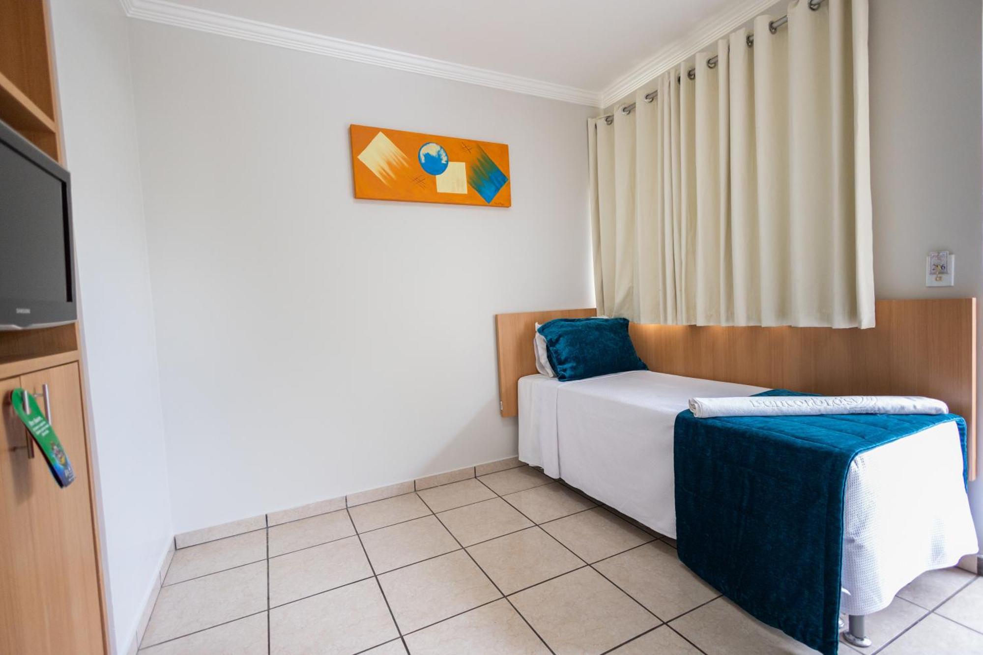 Diroma Fiori Hotel - Bvtur Caldas Novas Exteriér fotografie