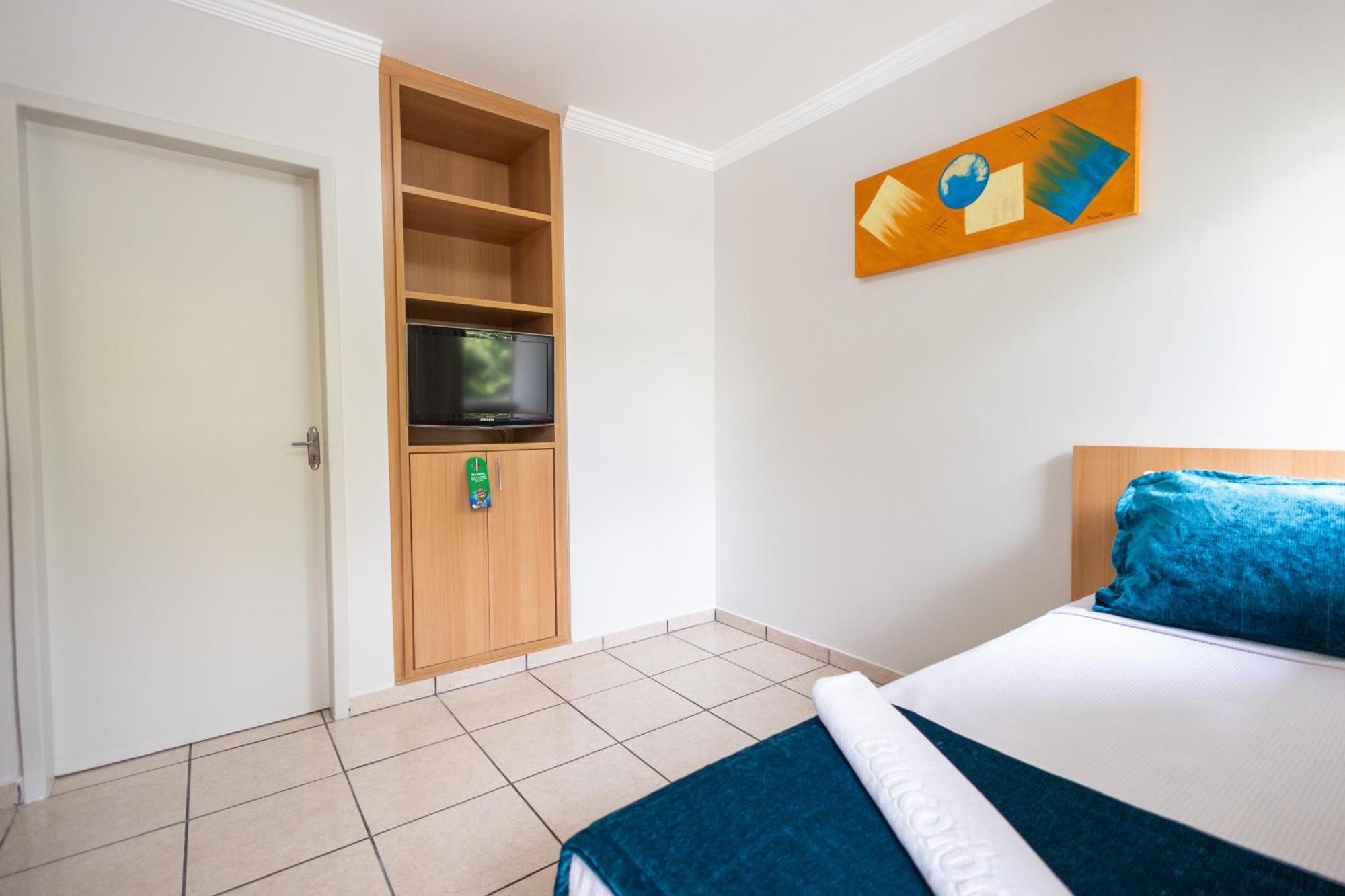 Diroma Fiori Hotel - Bvtur Caldas Novas Exteriér fotografie
