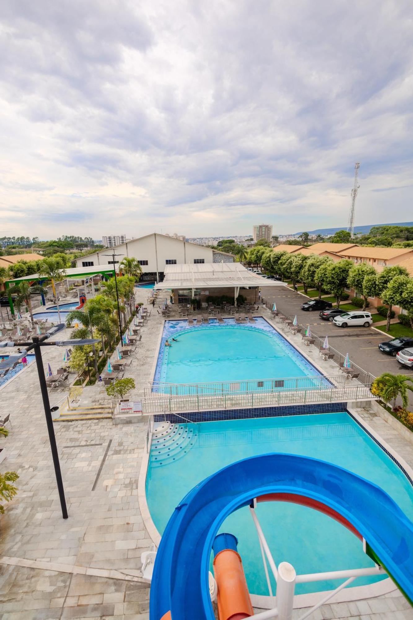 Diroma Fiori Hotel - Bvtur Caldas Novas Exteriér fotografie